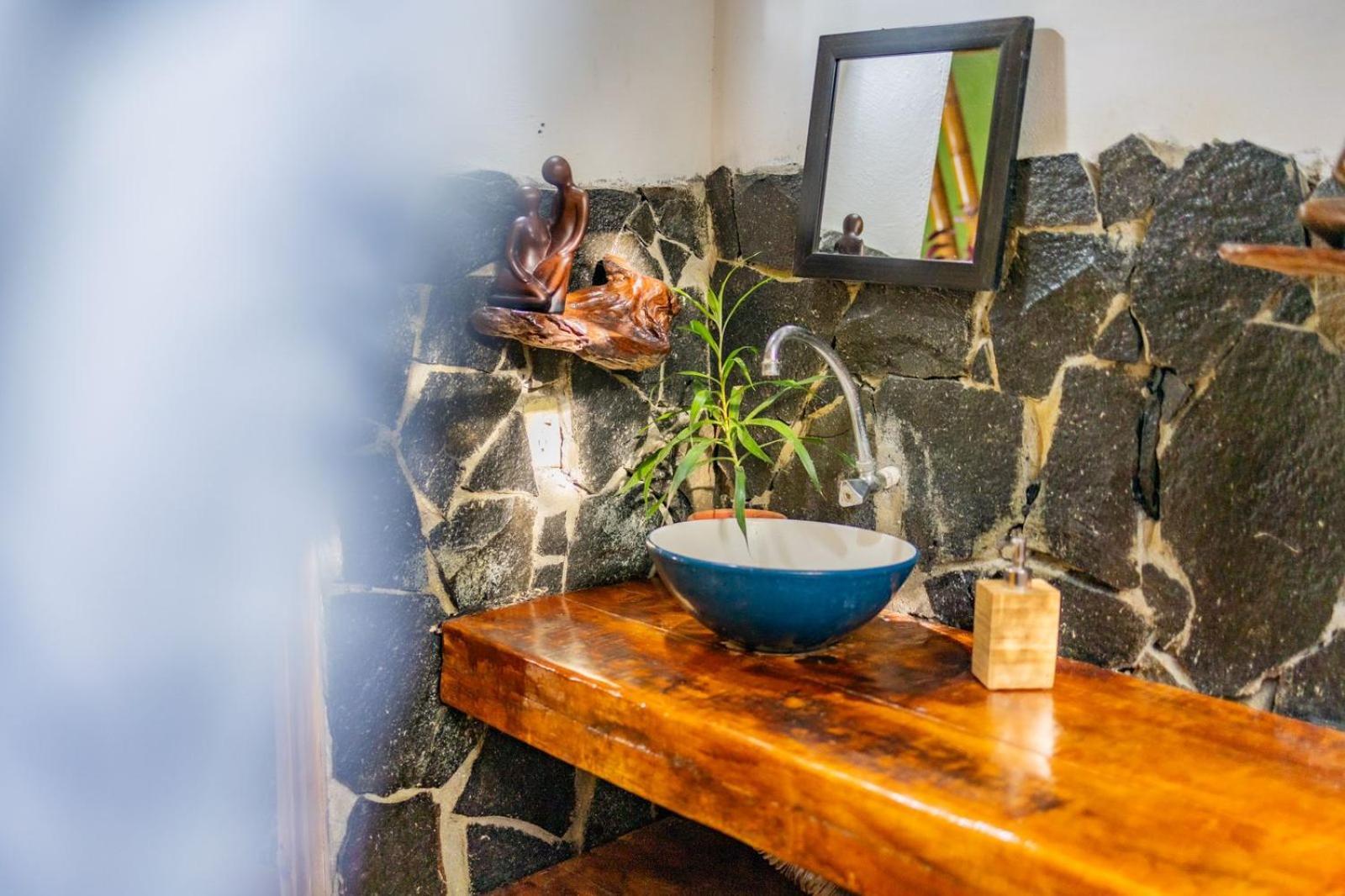 Eco-Lodge Deseo Bamboo Санта-Каталина Экстерьер фото