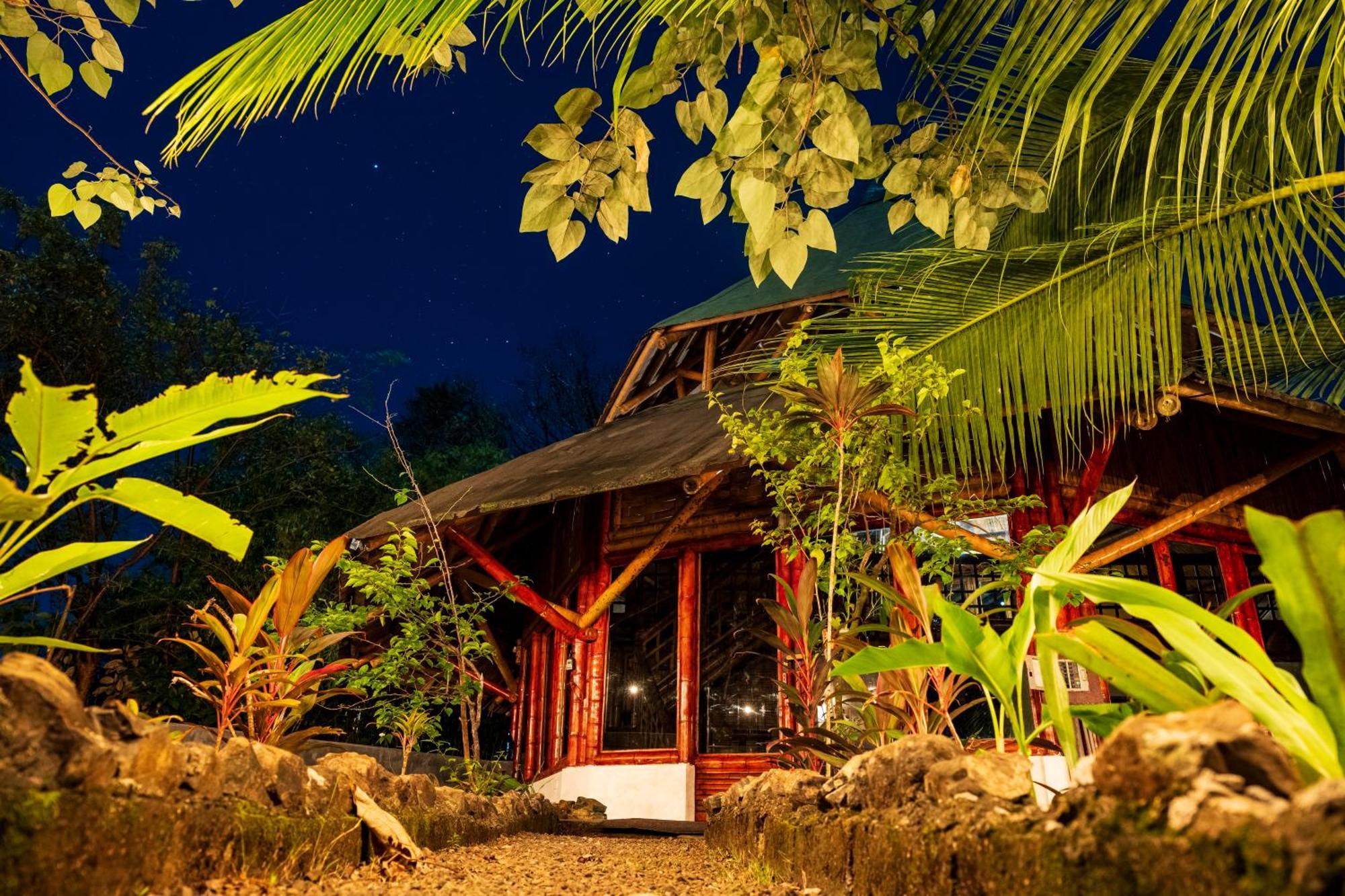 Eco-Lodge Deseo Bamboo Санта-Каталина Экстерьер фото