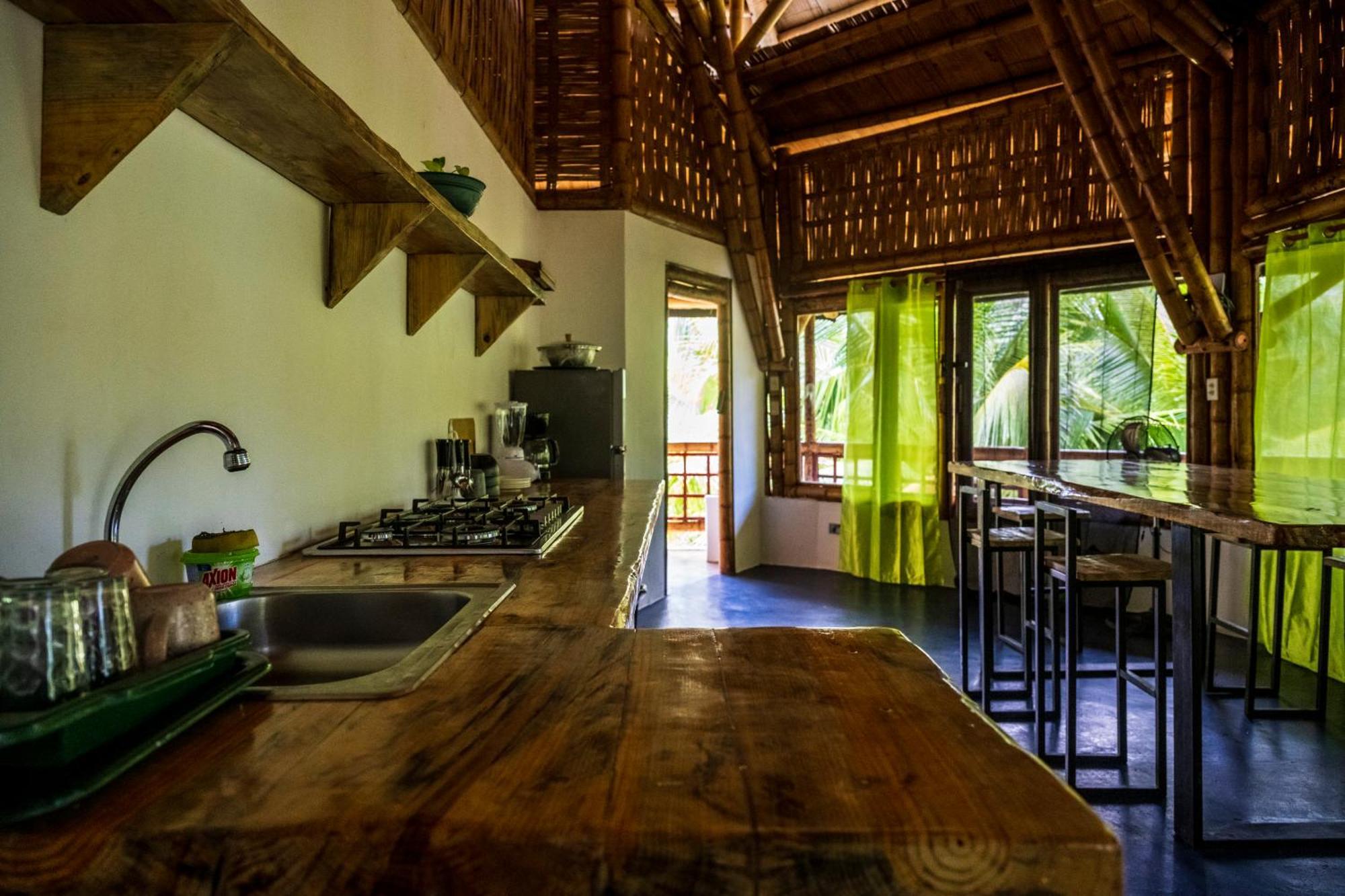 Eco-Lodge Deseo Bamboo Санта-Каталина Экстерьер фото