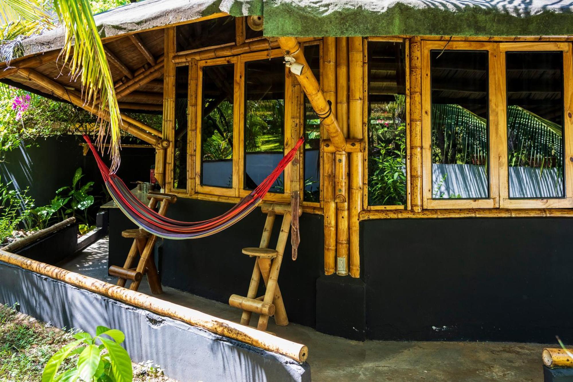 Eco-Lodge Deseo Bamboo Санта-Каталина Экстерьер фото