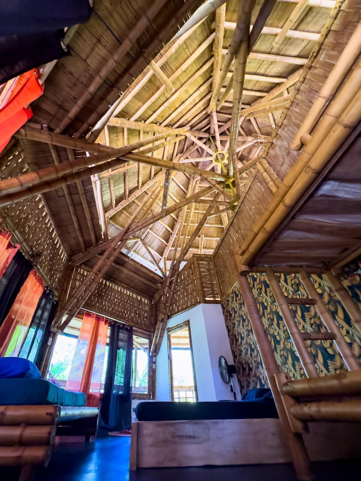 Eco-Lodge Deseo Bamboo Санта-Каталина Экстерьер фото
