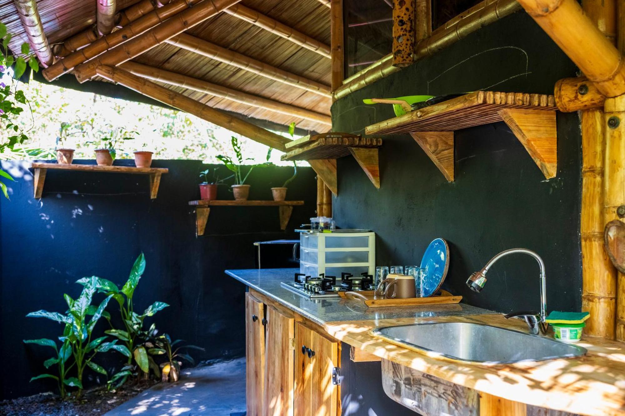 Eco-Lodge Deseo Bamboo Санта-Каталина Экстерьер фото