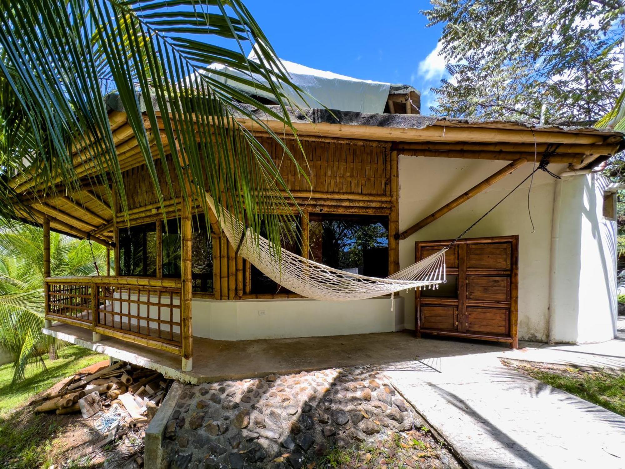 Eco-Lodge Deseo Bamboo Санта-Каталина Экстерьер фото
