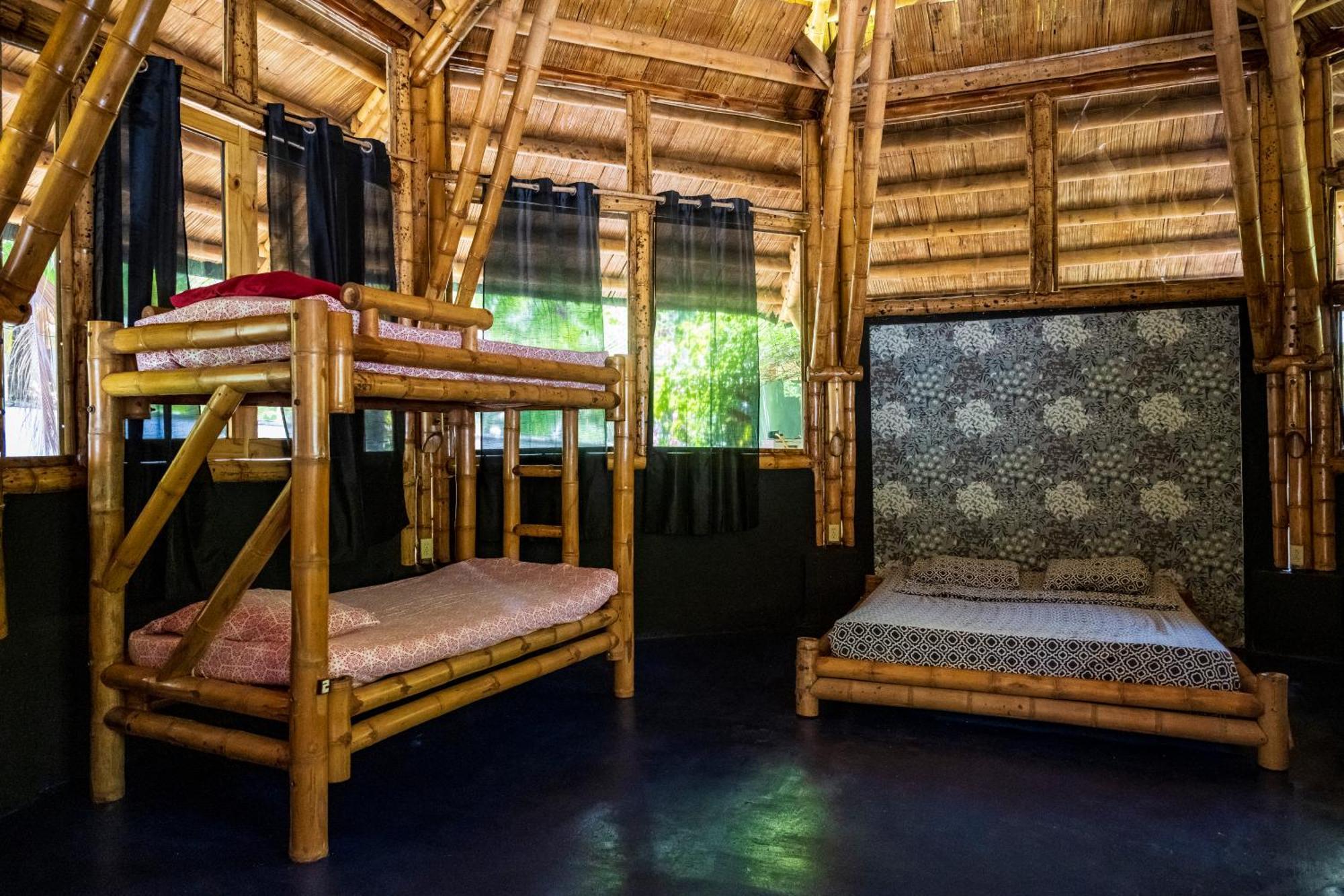 Eco-Lodge Deseo Bamboo Санта-Каталина Экстерьер фото