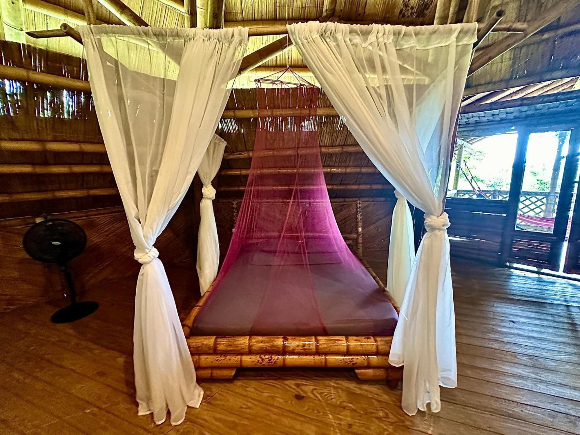 Eco-Lodge Deseo Bamboo Санта-Каталина Экстерьер фото
